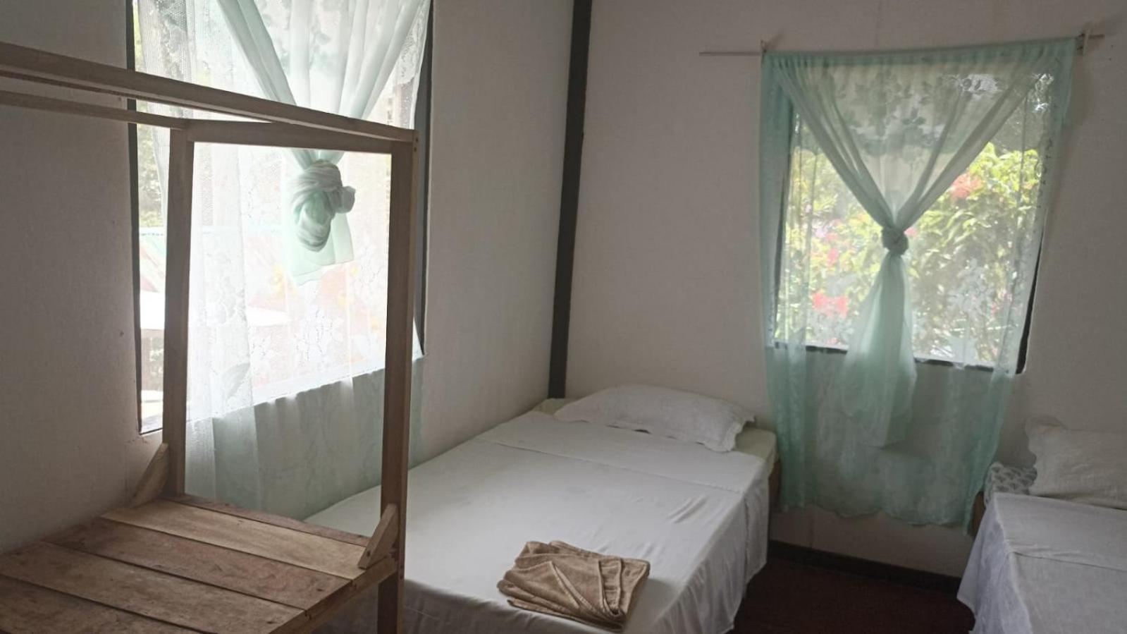 Hospedaje Meryscar Тортугеро Экстерьер фото